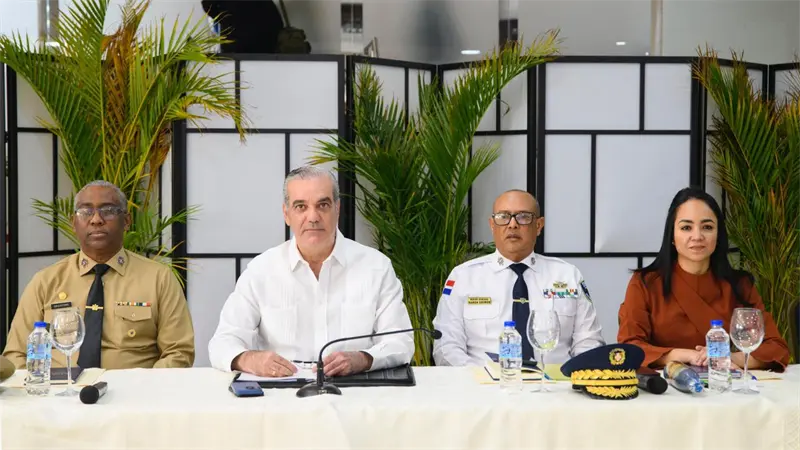 M&aacute;s de 800 repatriados en un d&iacute;a y 714 armas incautadas en nueva ofensiva de seguridad