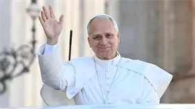 El papa denuncia los enormes recursos que absorbe la guerra y pide priorizar vida y salud