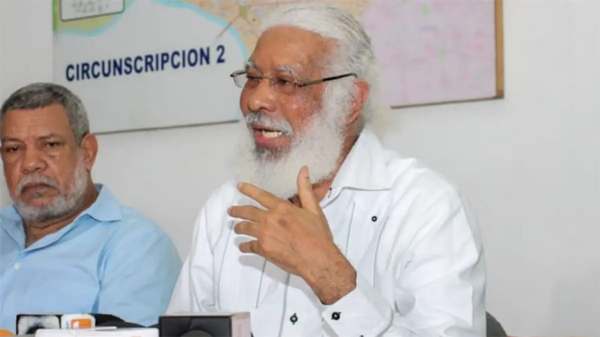 Presidente de la Federación Nacional del Transporte la Nueva Opción, (Fenatrano), Juan Hubieres