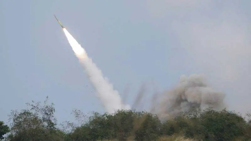 EE.UU. acuerda con Filipinas aumentar el despliegue de misiles de última generación