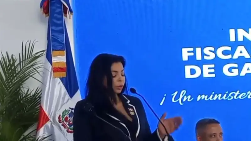 Yeni Berenice Reynoso inaugura fiscal&iacute;a comunitaria en Gaspar Hern&aacute;ndez, Espaillat