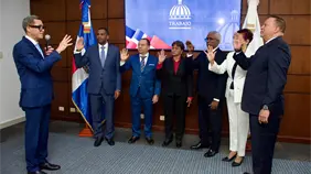 Ministro de Trabajo juramenta nuevos viceministros y destaca avances hist&oacute;ricos en empleo y reducci&oacute;n de la pobreza