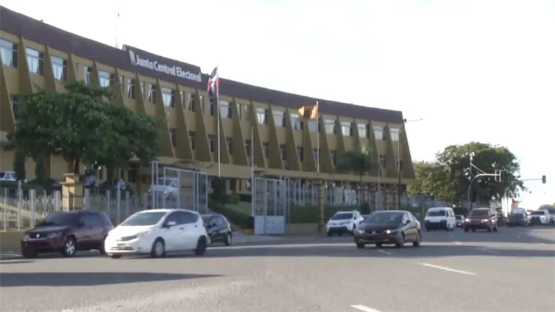 Partidos respaldan prohibici&oacute;n del transfuguismo