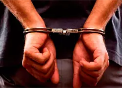 Una joven denuncia presunto abuso de un ginecólogo en consulta; será sometido