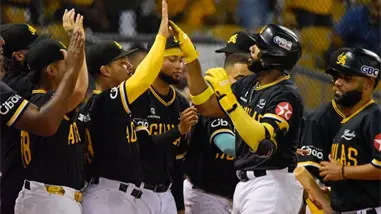 &Aacute;guilas aseguran a Fern&aacute;ndez, Mej&iacute;a, Gonz&aacute;lez y Reyes para la pr&oacute;xima temporada