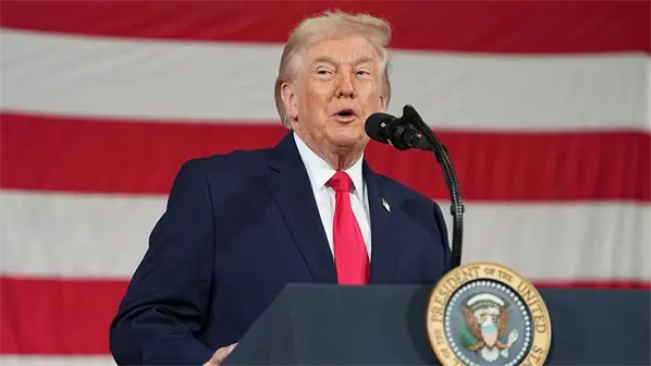 Trump dice que el arresto del expr&iacute;ncipe Andr&eacute;s es muy malo para la familia real