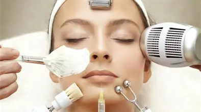 Especialista advierte sobre riesgos de procedimientos est&eacute;ticos sin formaci&oacute;n m&eacute;dica