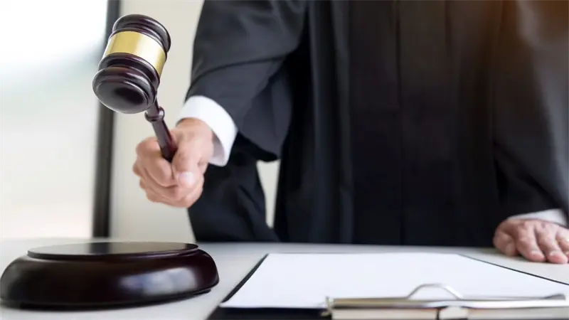 20 a&ntilde;os de prisi&oacute;n para hombre que mat&oacute; a una joven y lanz&oacute; su cuerpo a un vertedero improvisado