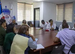 Regional 17 de Educaci&oacute;n realiza reuni&oacute;n con directores y ADP en Monte Plata