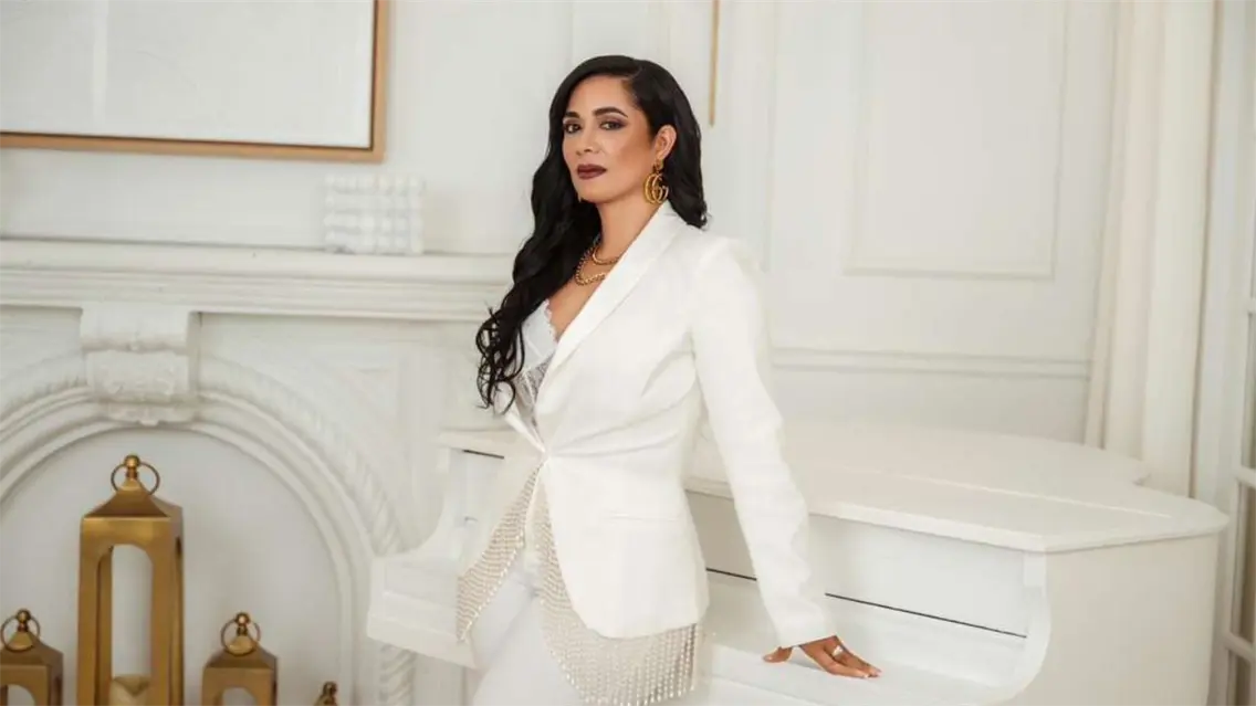 Selenny Espinal: detr&aacute;s del acompa&ntilde;amiento, sin discursos