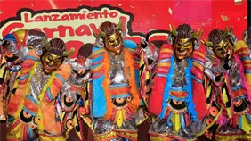 M&aacute;s de 1.5 millones de personas visitan La Vega durante el Carnaval Vegano