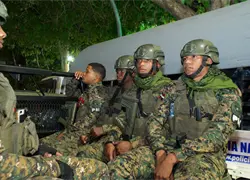 Detienen a 25 personas y ocupan m&aacute;s de un kilo de presunta coca&iacute;na en Pedro Brand