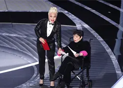 Liza Minnelli asegura que fue forzada a usar una silla de ruedas en los &Oacute;scar de 2022