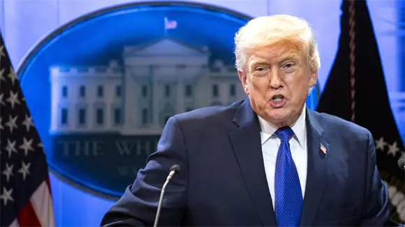 Trump dice que subir&aacute; el nuevo arancel global a un 15 %