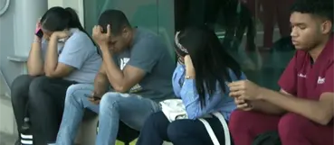 Decenas de personas quedan varadas en estaciones del Metro durante la hora pico