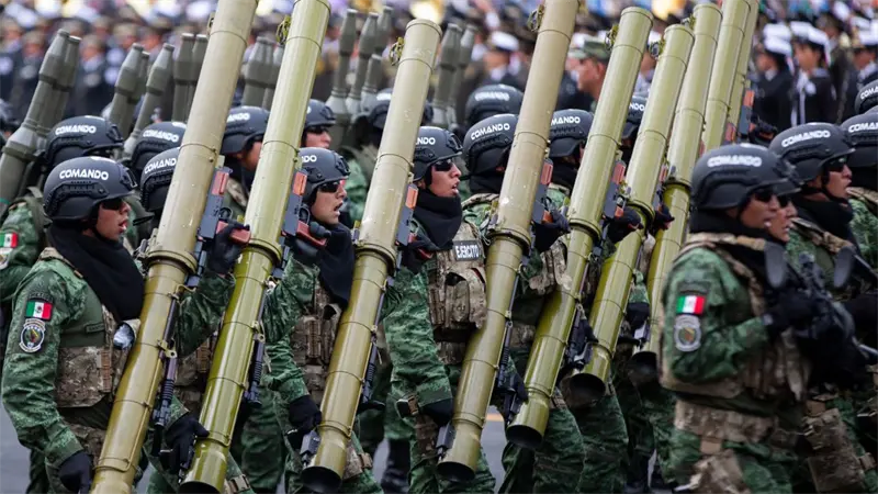 M&eacute;xico env&iacute;a 2.000 militares a Jalisco para reforzar la seguridad tras muerte de El Mencho