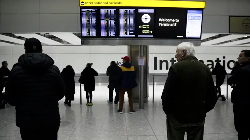 El Reino Unido impedir&aacute; volar a visitantes que no tengan autorizaci&oacute;n electr&oacute;nica de viaje