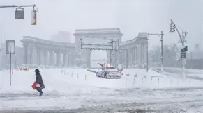 Aerolíneas de EE.UU. retoman vuelos en el noreste tras un histórico temporal de nieve