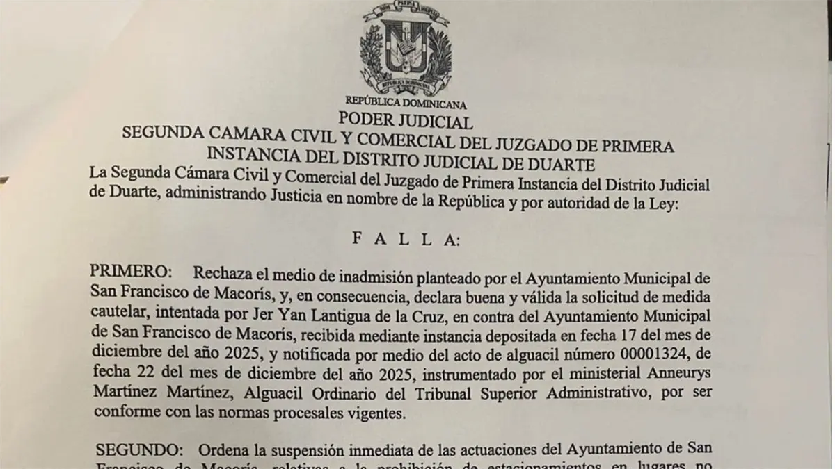 Tribunal ordena suspender uso de "candados" y multas por estacionamiento en San Francisco de Macorís