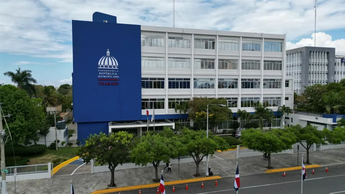 Fachada del Ministerio de Trabajo.