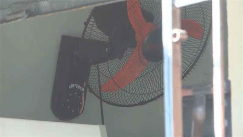 Autoridades investigan la falla que provoc&oacute; el apag&oacute;n masivo