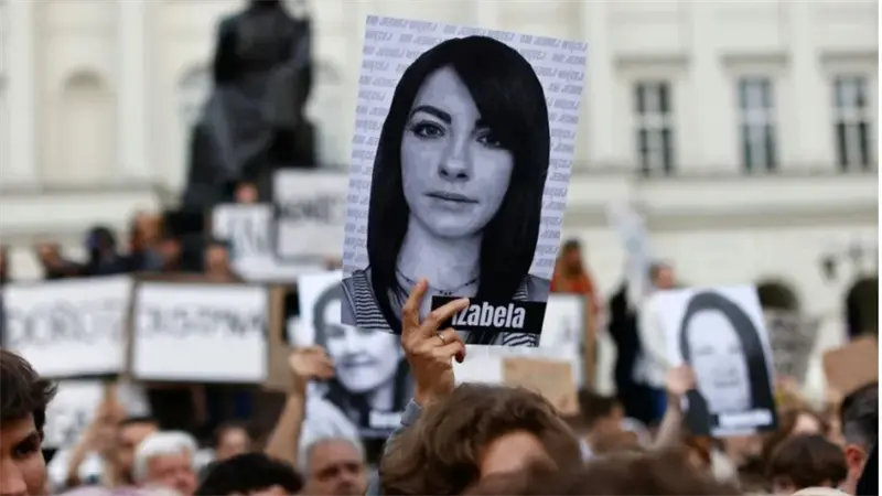 El caso de la mujer polaca que muri&oacute; tras serle negado un aborto regresa a los tribunales
