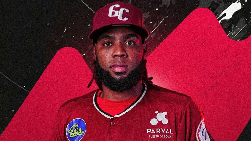 Gigantes del Cibao acuerdan permanencia del lanzador derecho Antonio Santos