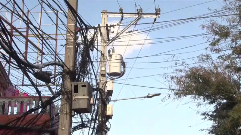 Oposici&oacute;n exige destituciones en el sector el&eacute;ctrico