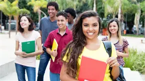 Lanzan el concurso escolar Raíces sobre los más de 250 años de historia hispana de EEUU