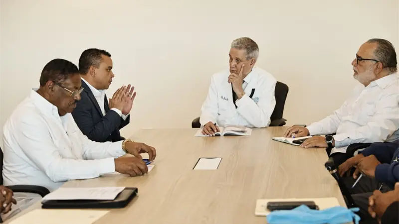 SNS anuncia inicio de red nacional de unidades de terapia intensiva y hemodinamia en Ciudad Sanitaria