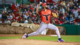 Toros renuevan contrato con seis lanzadores