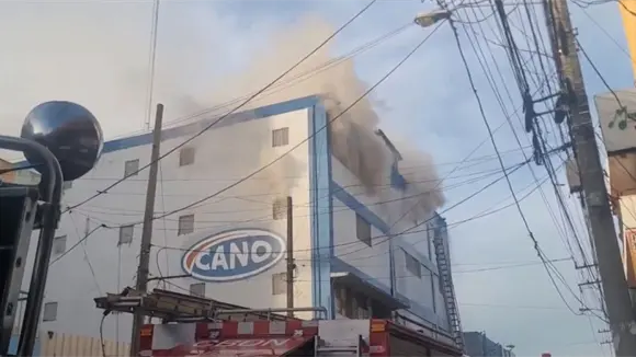 Incendio en tiendas Garrido ha sido controlado en un 60%; realizarán investigación