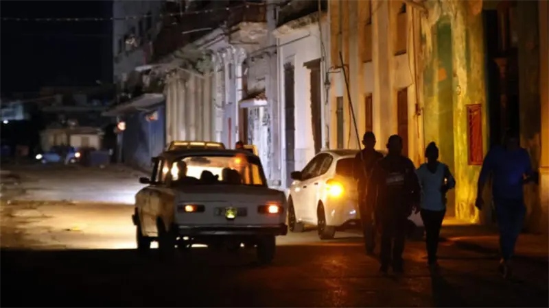 Crisis energ&eacute;tica en Cuba: hasta un 58 % de la isla a la vez en apag&oacute;n este jueves