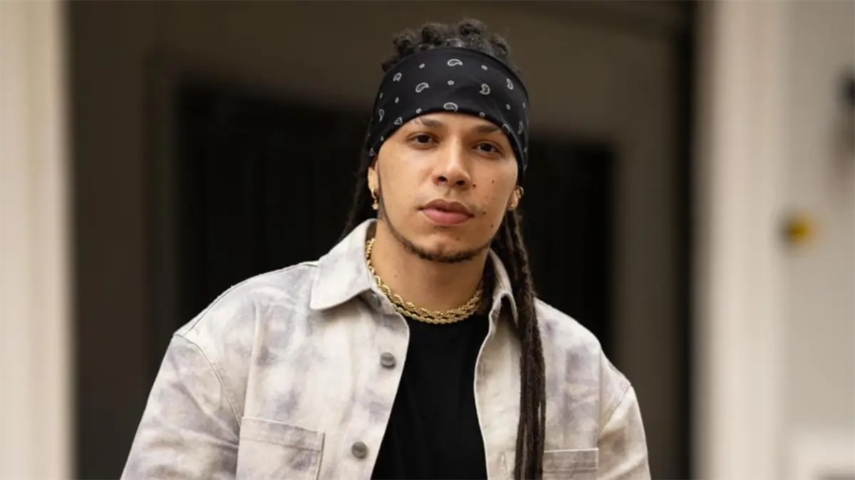 Maicky Miller promociona Hermético Remix junto a Musicólogo The Libro