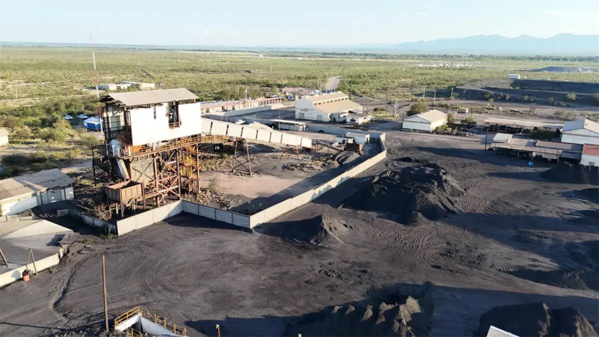 Autoridades mexicanas identifican a dos mineros rescatados en Pasta de Conchos