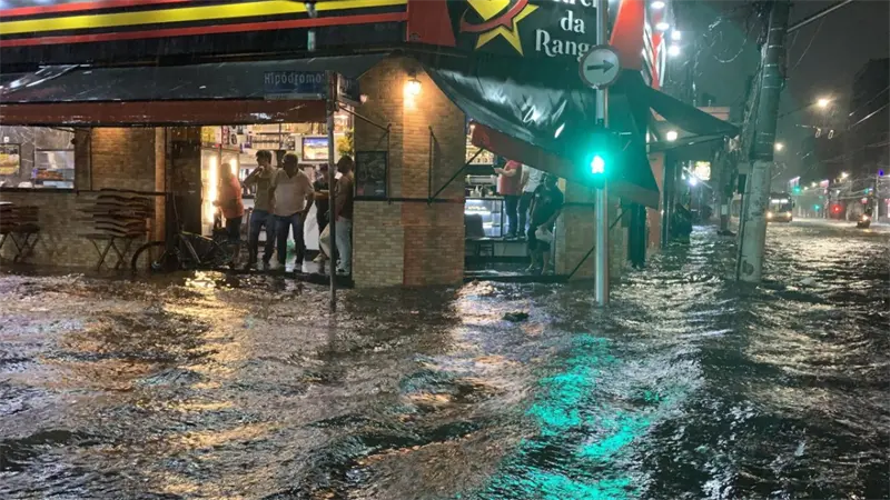 Suben a 59 las muertes por las lluvias torrenciales en el sureste de Brasil
