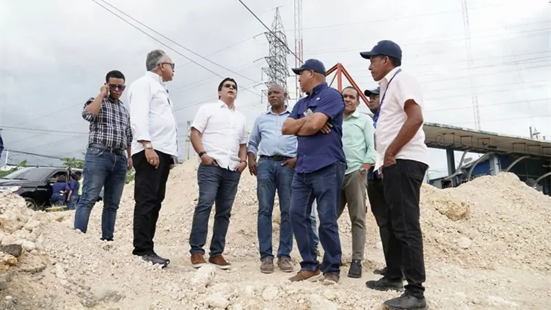 Fellito Suberv&iacute; anuncia soluciones r&aacute;pidas a 28 sectores del Gran Santo Domingo