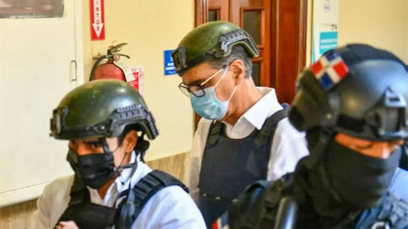 "Yo tengo amigos, pero no c&oacute;mplices", dijo Abinader sobre caso Senasa