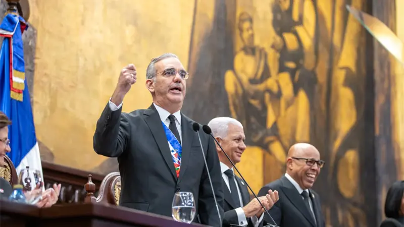 Abinader promete duplicar la econom&iacute;a, cero impunidad y una transformaci&oacute;n total del pa&iacute;s hacia 2036