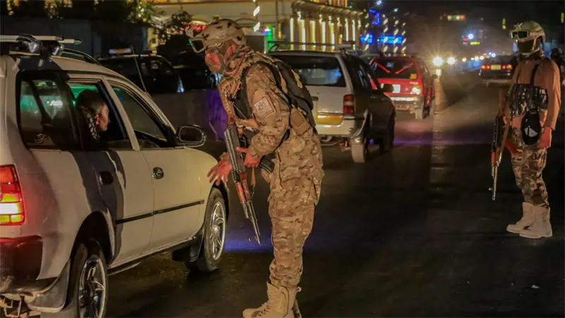 Pakist&aacute;n bombardea Kabul y declara entrar en guerra abierta con Afganist&aacute;n