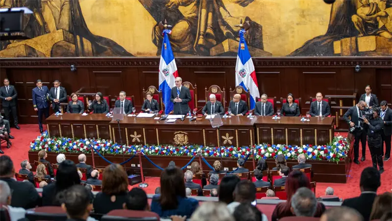 Gobierno ejecuta RD$47,290 millones en obras p&uacute;blicas, afirma Abinader