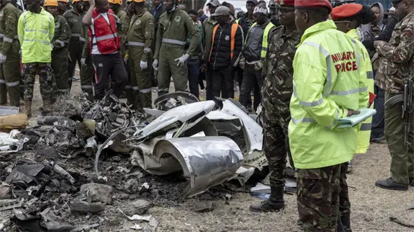 Seis muertos, incluido un diputado, al estrellarse un helic&oacute;ptero en el oeste de Kenia
