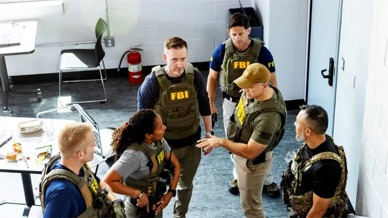 Suspenden al superintendente escolar de Los &Aacute;ngeles tras allanamiento del FBI