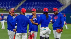 Equipo dominicano participante del Cl&aacute;sico Mundial practica por primera vez en Miami