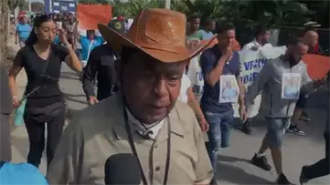Marchan en La Vega por asesinato de agricultor a manos de un haitiano