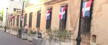 Disminuye exhibición de símbolos patrios en balcones capitaleños
