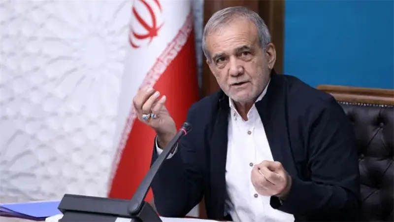 El presidente iran&iacute; aparece en p&uacute;blico por primera vez tras bombardeos de EE. UU. e Israel