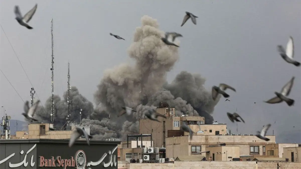 Además, la guardia revolucionaria asegura que atacó la base estadounidense Arifjan en Kuwait y la base Al Minhad.