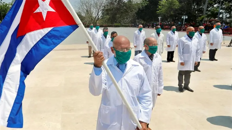 Dominica anuncia que modificar&aacute; las misiones m&eacute;dicas cubanas debido a la presi&oacute;n de EE.UU.