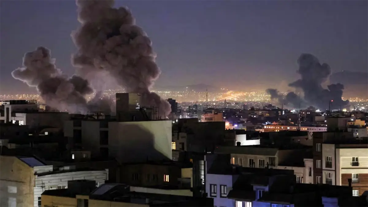 Ataques contra Irán por Estados Unidos e Israel.